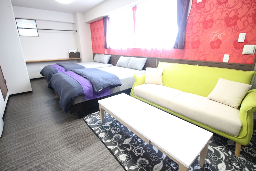TOMMY CONDOMINIUM WAKASA 那覇
