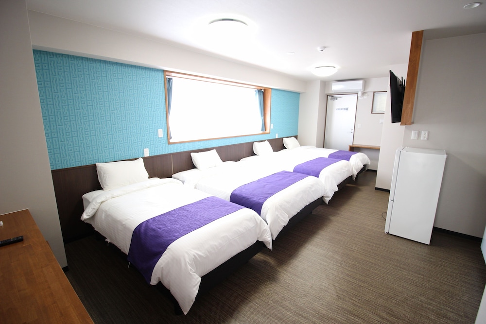 TOMMY CONDOMINIUM WAKASA 那覇