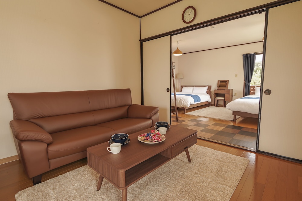 MARU HOUSE 那覇