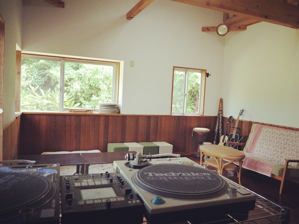 GUEST HOUSE IROHA 那覇