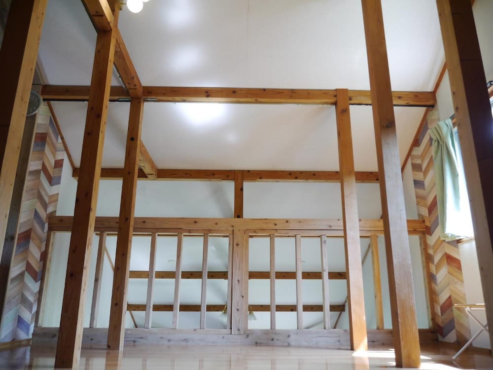 GUEST HOUSE IROHA 那覇