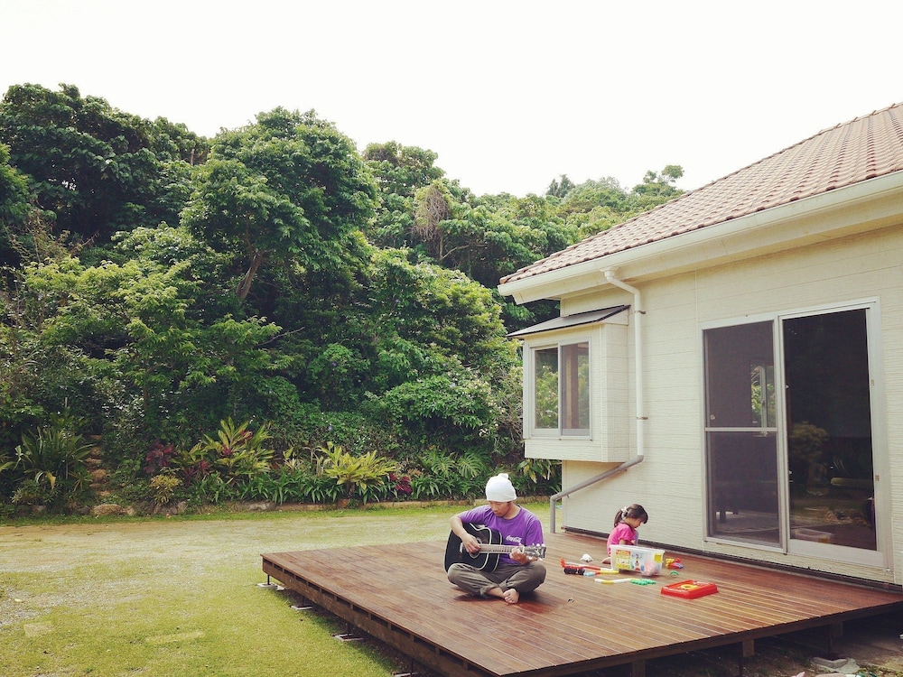 GUEST HOUSE IROHA 那覇