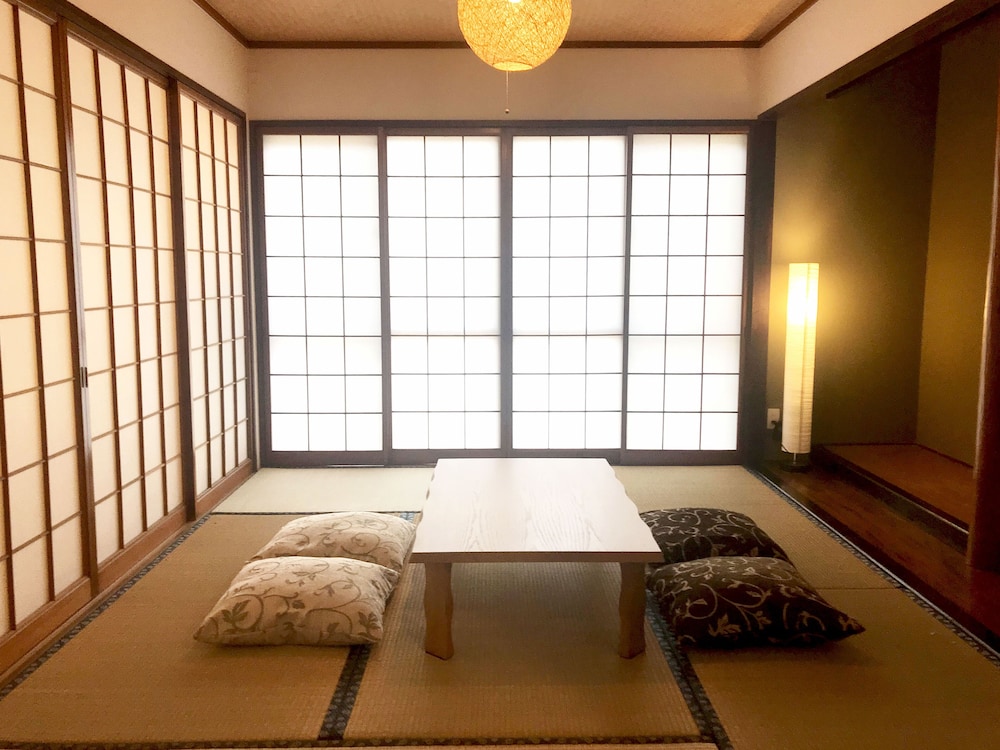 ホープヒル 8 那覇