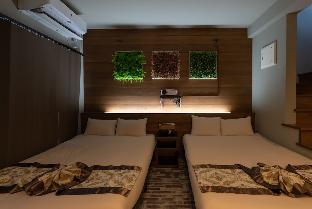 THE:MOVES-MUSÉE VILLA- 那覇