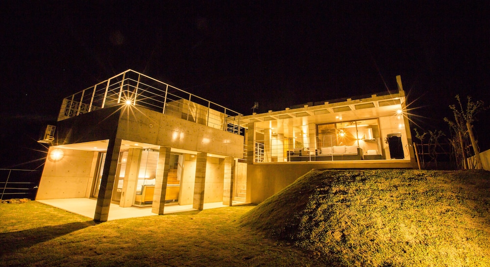 THE:MOVES-MUSÉE VILLA- 那覇