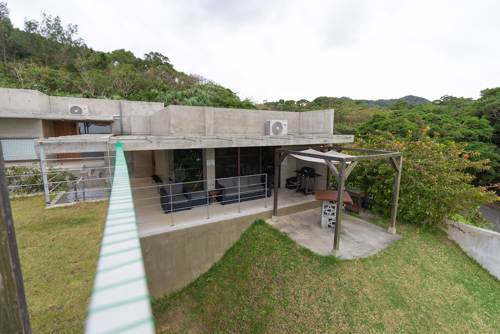THE:MOVES-MUSÉE VILLA- 那覇
