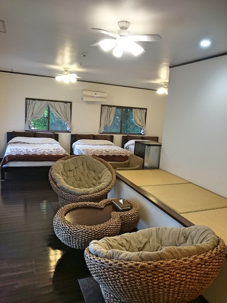 BISEZAKI BEACH HOUSE 那覇