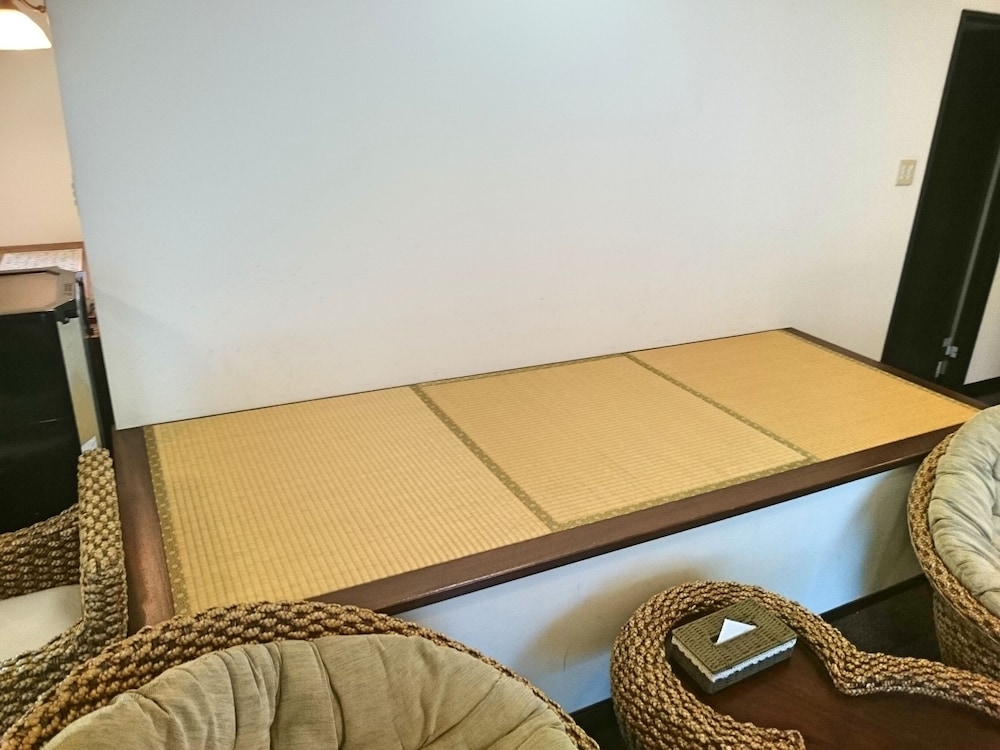 BISEZAKI BEACH HOUSE 那覇