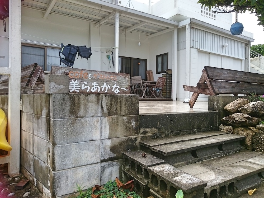BISEZAKI BEACH HOUSE 那覇