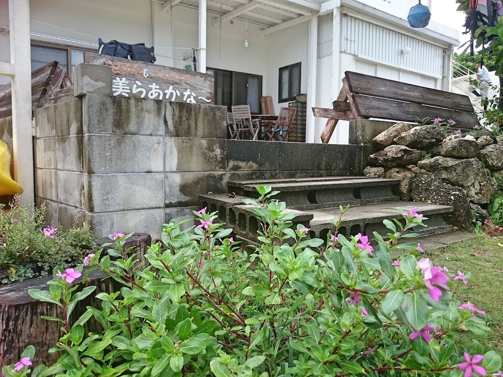 BISEZAKI BEACH HOUSE 那覇
