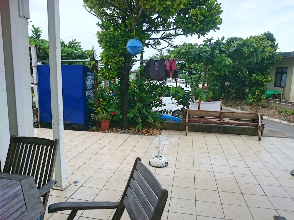 BISEZAKI BEACH HOUSE 那覇