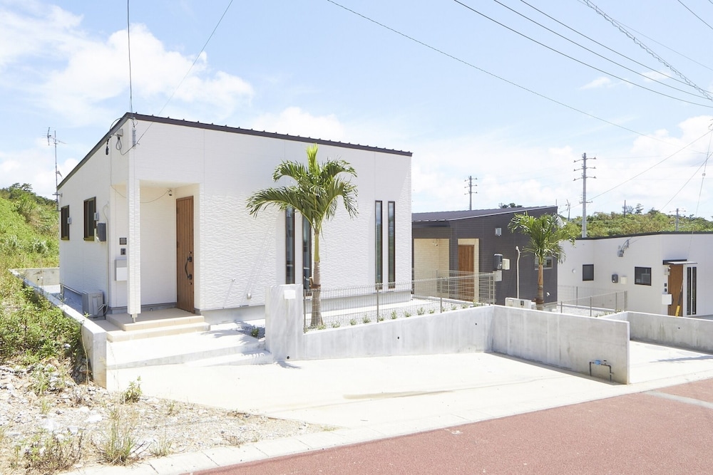 E-HORIZON RESORT CONDOMINIUM NAGO A 那覇