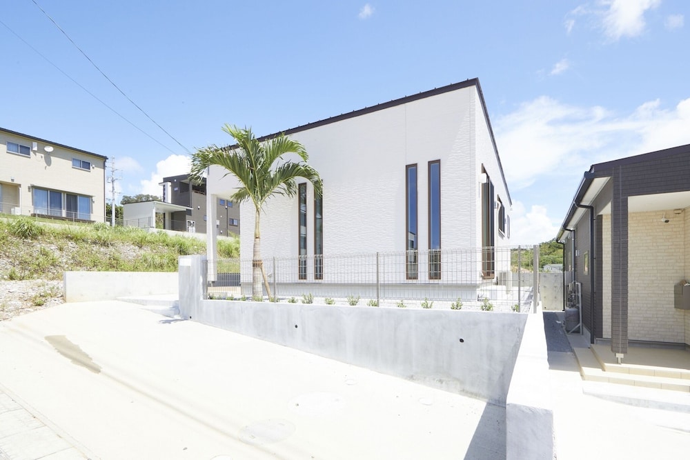 E-HORIZON RESORT CONDOMINIUM NAGO A 那覇