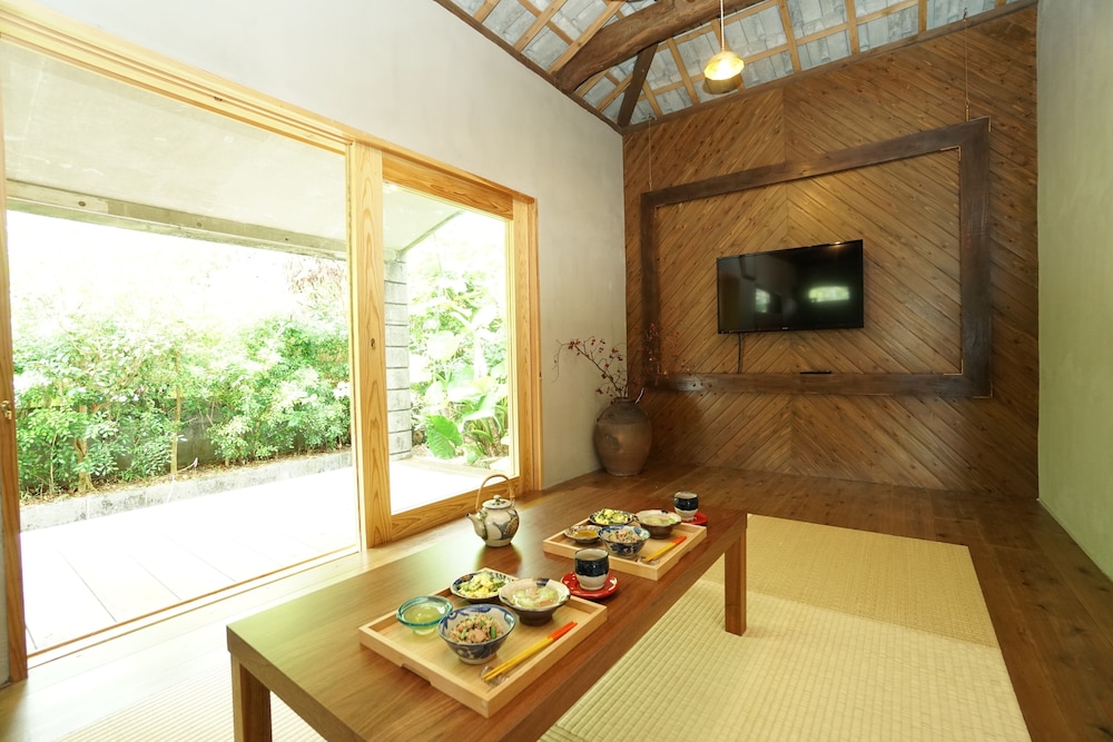 SUITE VILLA MOK 那覇