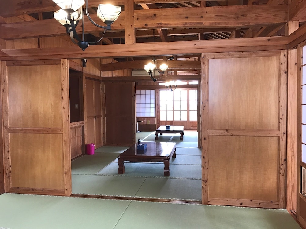 伝統的民家 金武シビランカ 那覇