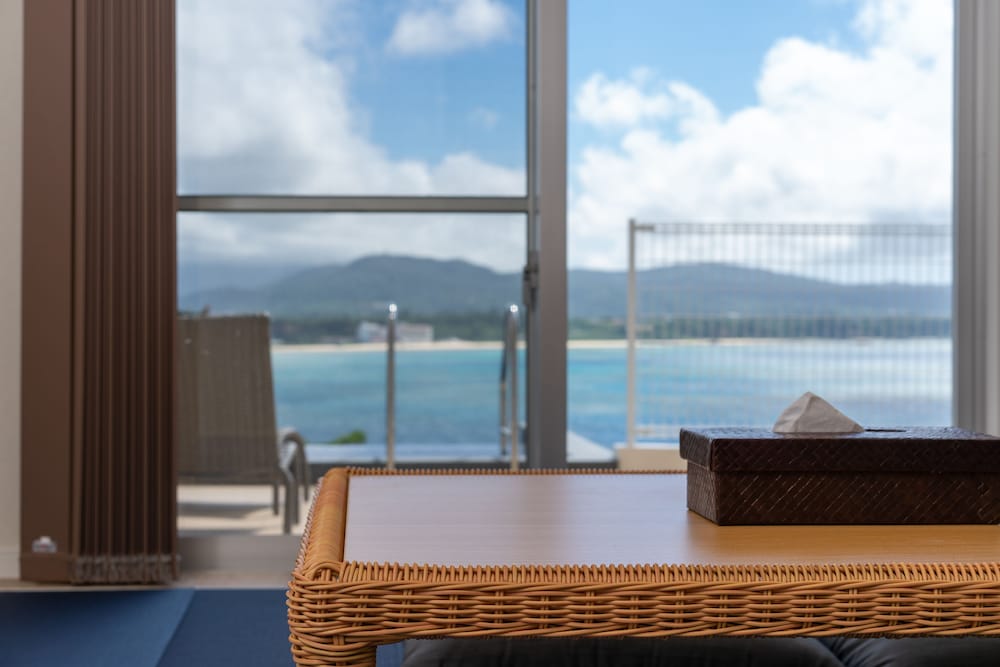 PRIVATE VILLA LAMER KOURI 那覇
