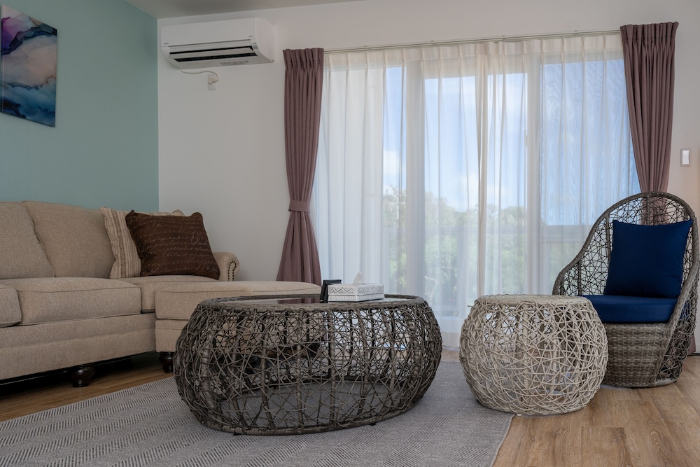 PRIVATE VILLA LAMER KOURI 那覇