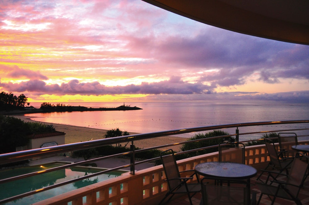 リザンシーパークホテル谷茶ベイ 那覇