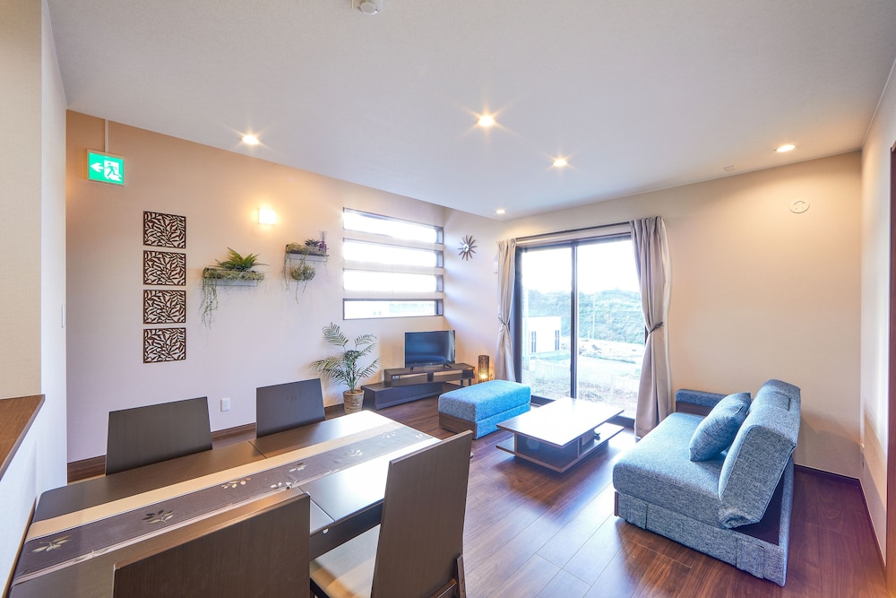 E-HORIZON RESORT コンドミニアム名護 B 那覇