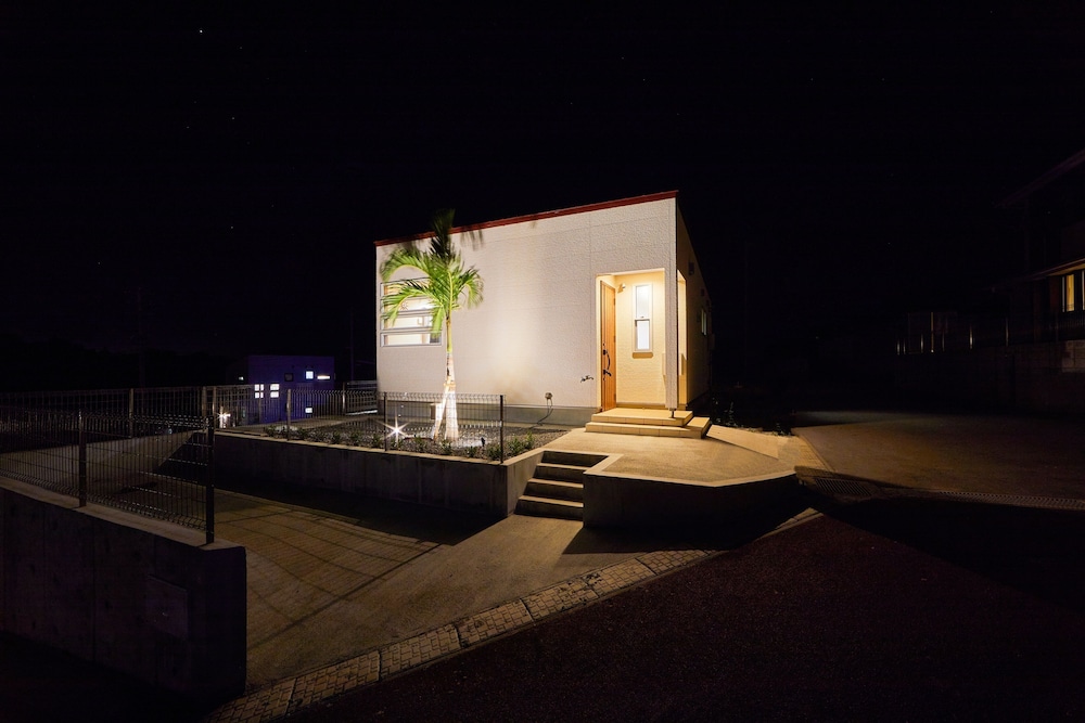E-HORIZON RESORT コンドミニアム名護 B 那覇