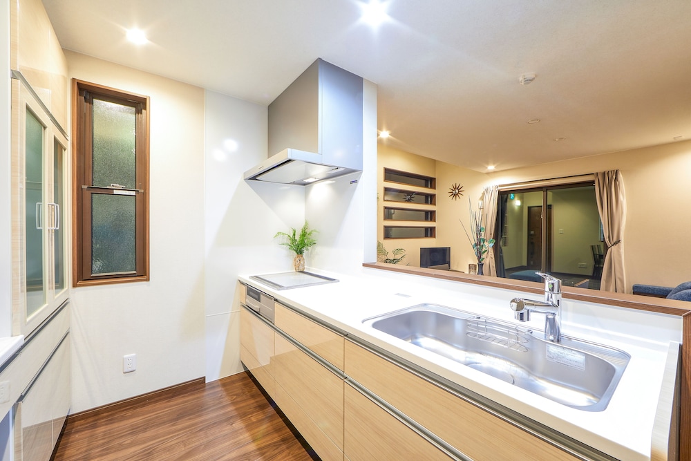 E-HORIZON RESORT コンドミニアム名護 B 那覇
