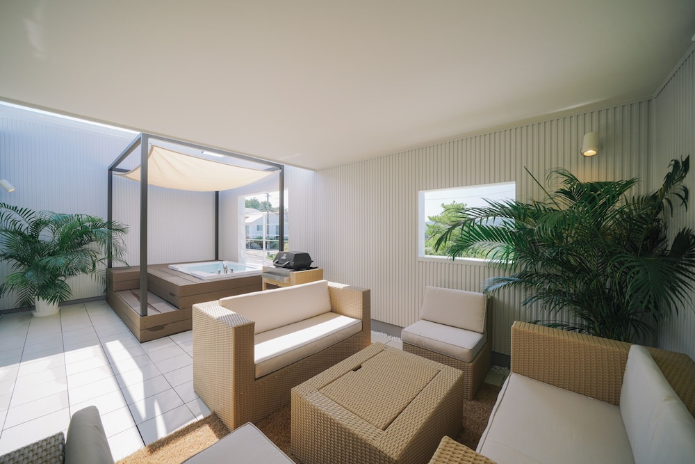 VILLA COLORS A 那覇