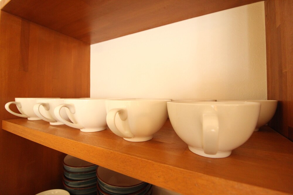 CHATAN SEASIDE AMERICAN HOUSE AO 那覇