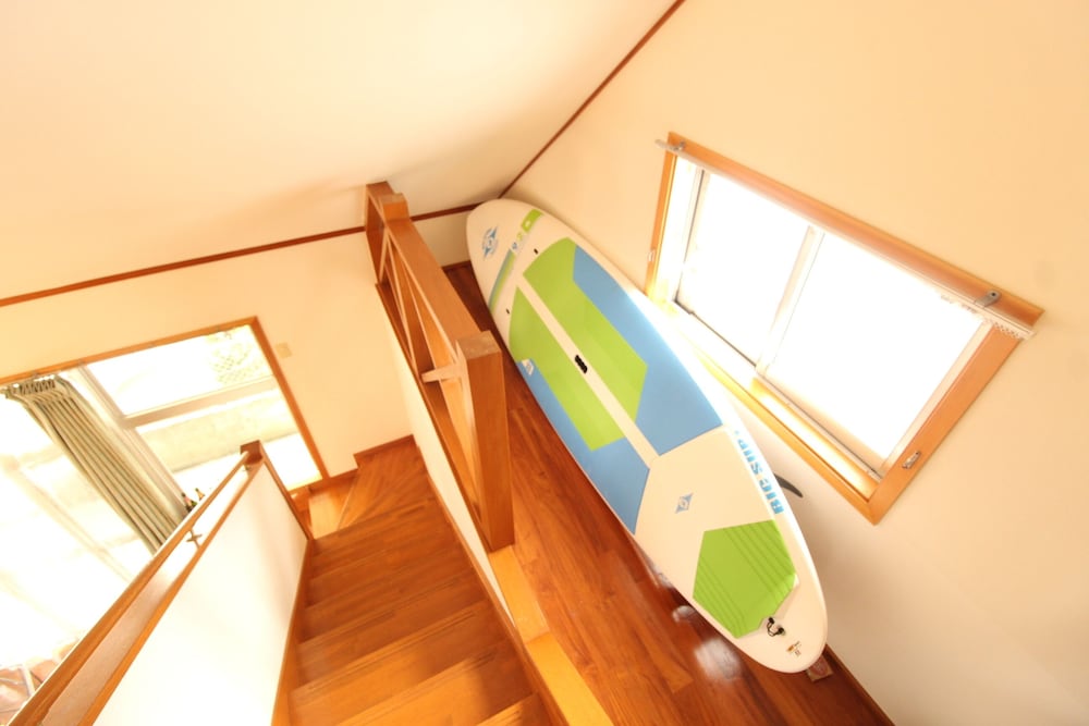 CHATAN SEASIDE AMERICAN HOUSE AO 那覇