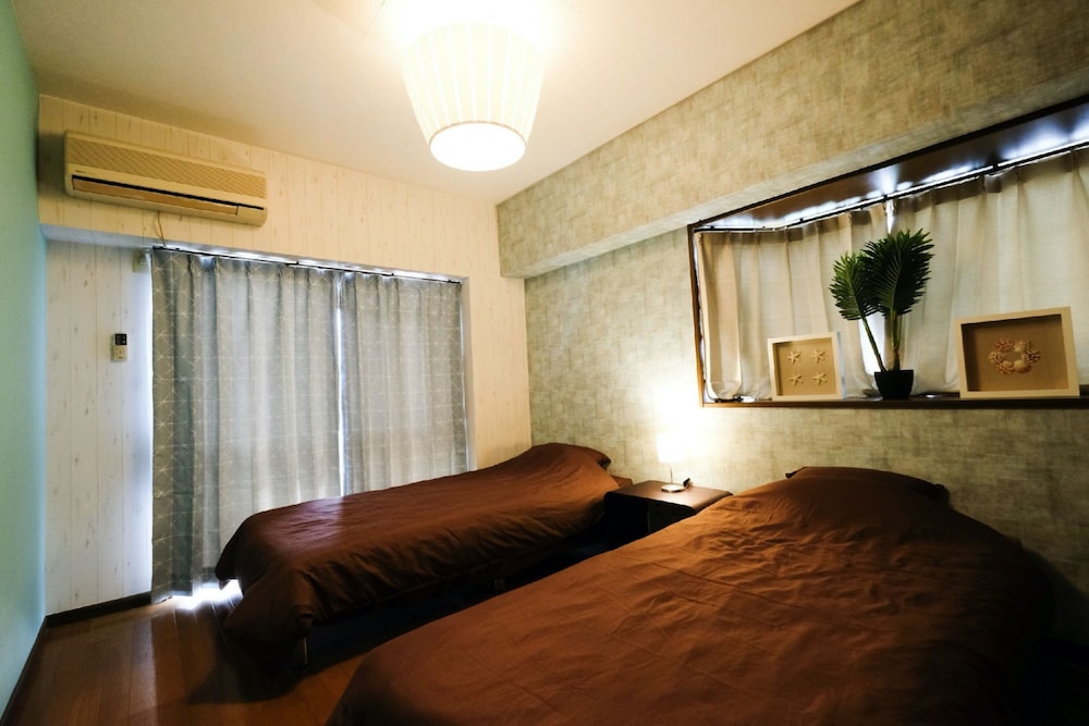 UENOYA APT 那覇