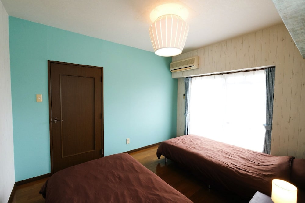 UENOYA APT 那覇