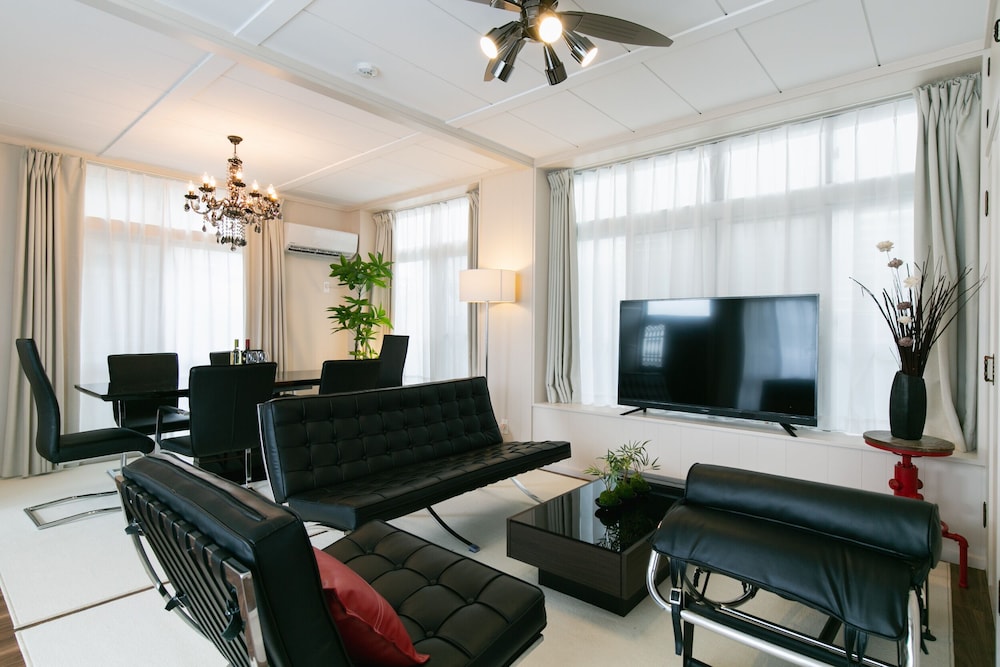 INFINITY RESORT AJYA 那覇