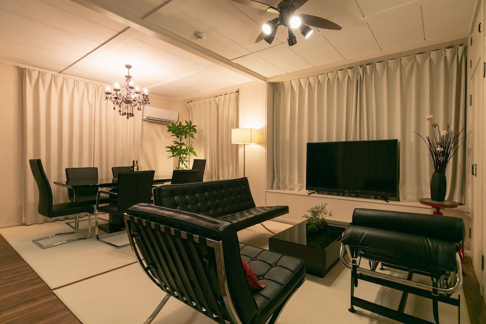 INFINITY RESORT AJYA 那覇