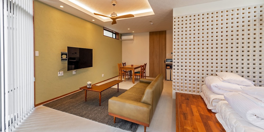 CONDOMINIUM VASCO 那覇