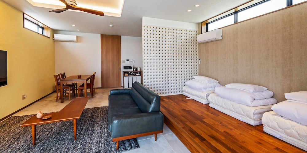 CONDOMINIUM VASCO 那覇