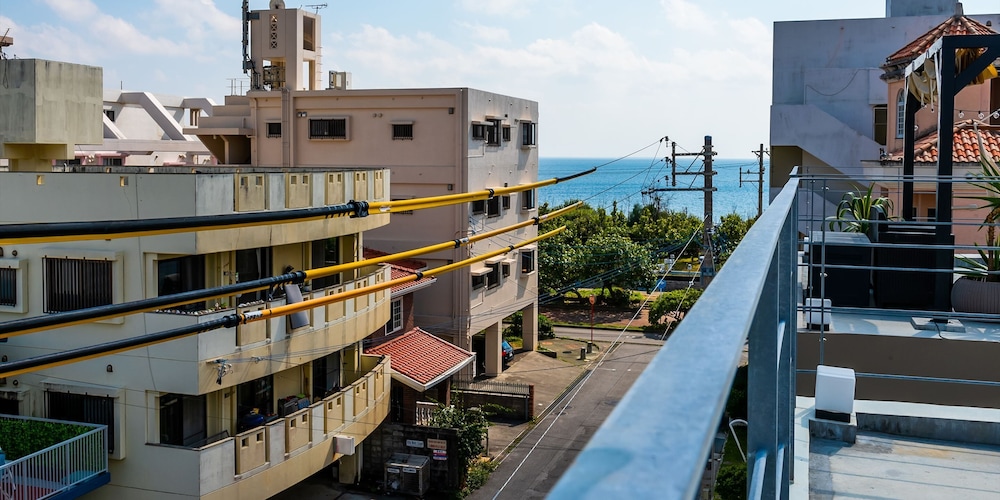 CONDOMINIUM VASCO 那覇