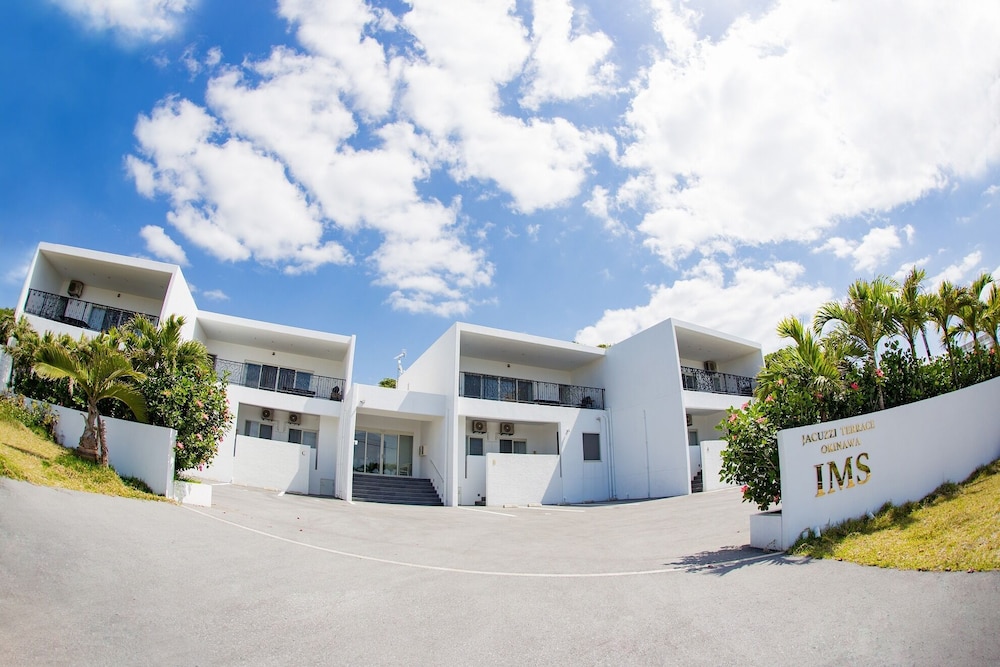JACUZZI TERRACE OKINAWA IMS 那覇