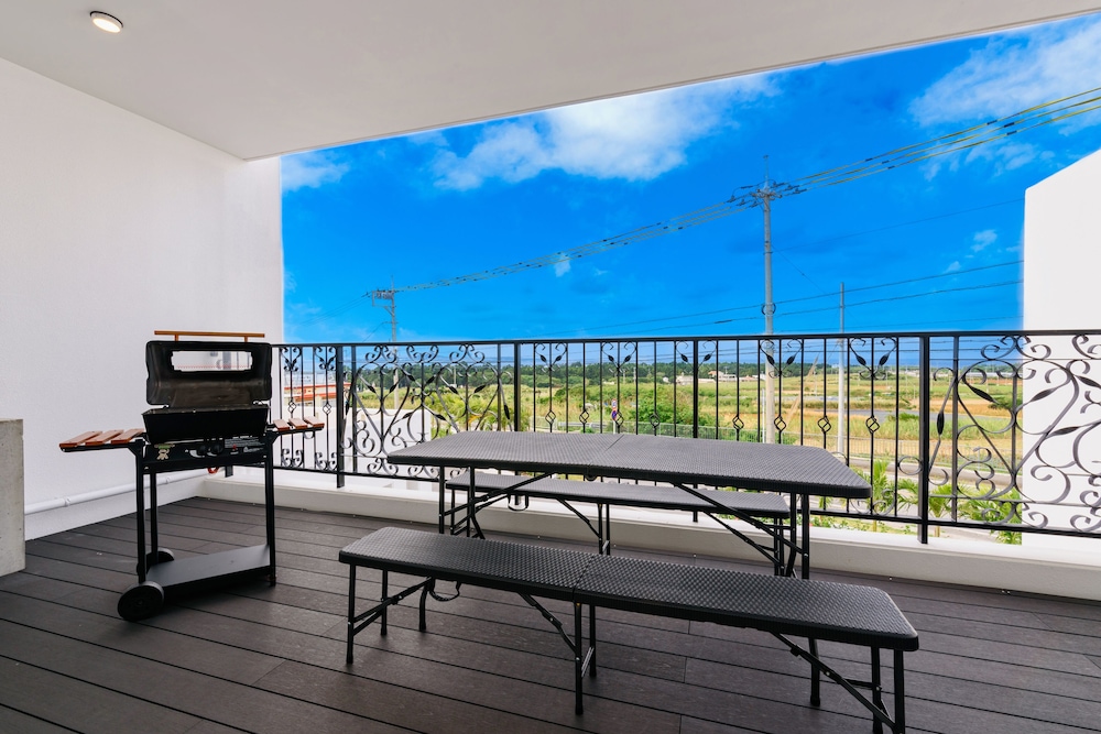 JACUZZI TERRACE OKINAWA IMS 那覇