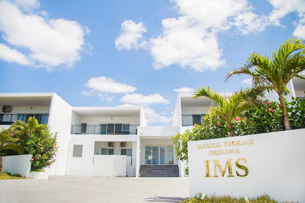 JACUZZI TERRACE OKINAWA IMS 那覇