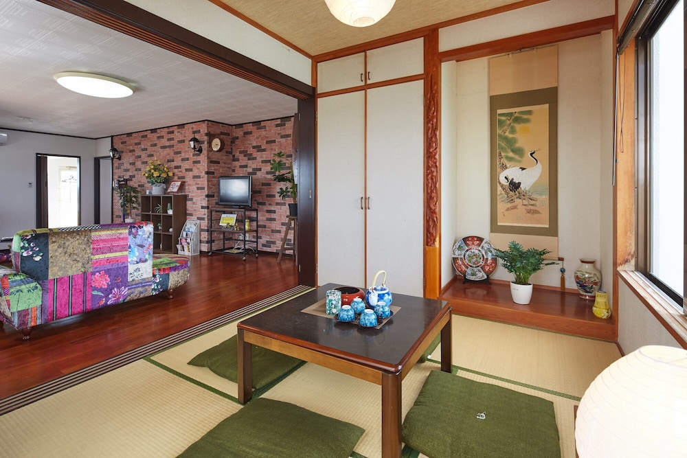 WIND 平安座 那覇