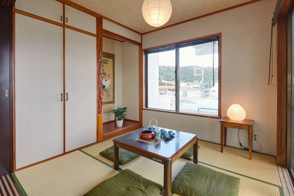 WIND 平安座 那覇