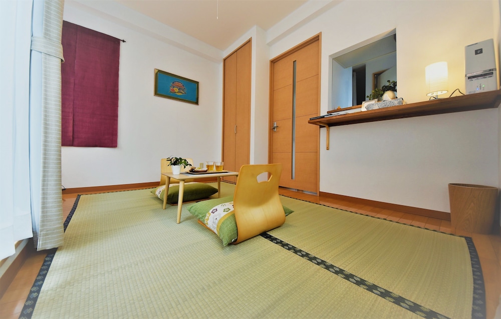 UKISHIMA INN 那覇