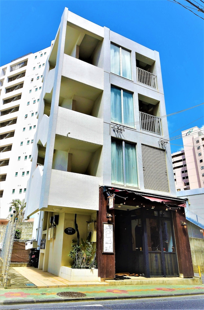 UKISHIMA INN 那覇