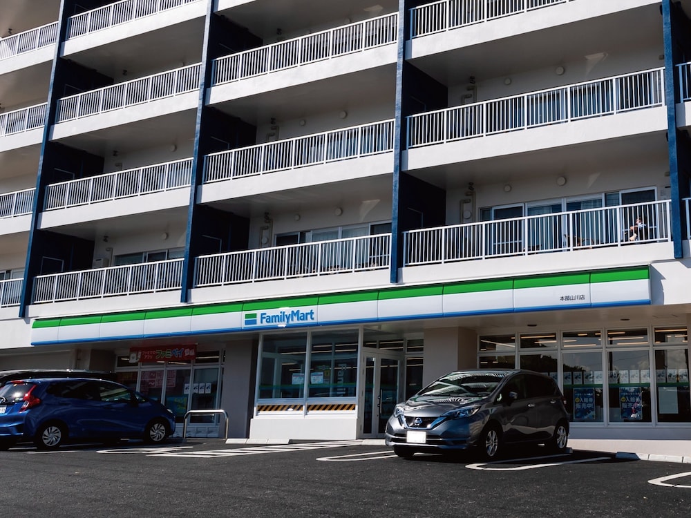 サンセットリゾート カンプ― 那覇