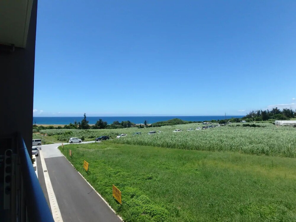 LONGVACATION OKINAWA 210 那覇