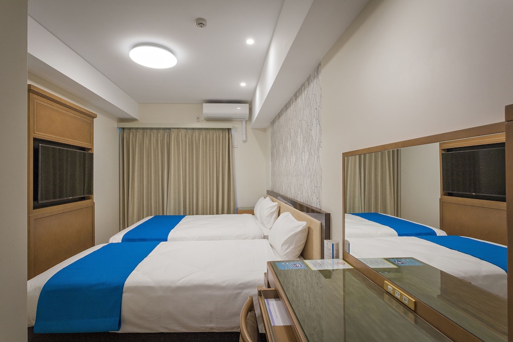 KARIYUSHI LCH.RESORT ON THE BEACH 那覇