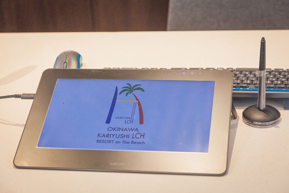 KARIYUSHI LCH.RESORT ON THE BEACH 那覇