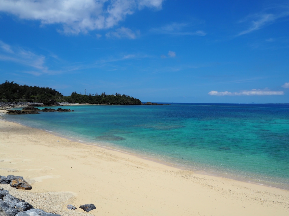 BEACH SIDE HOUSE 恩納 那覇