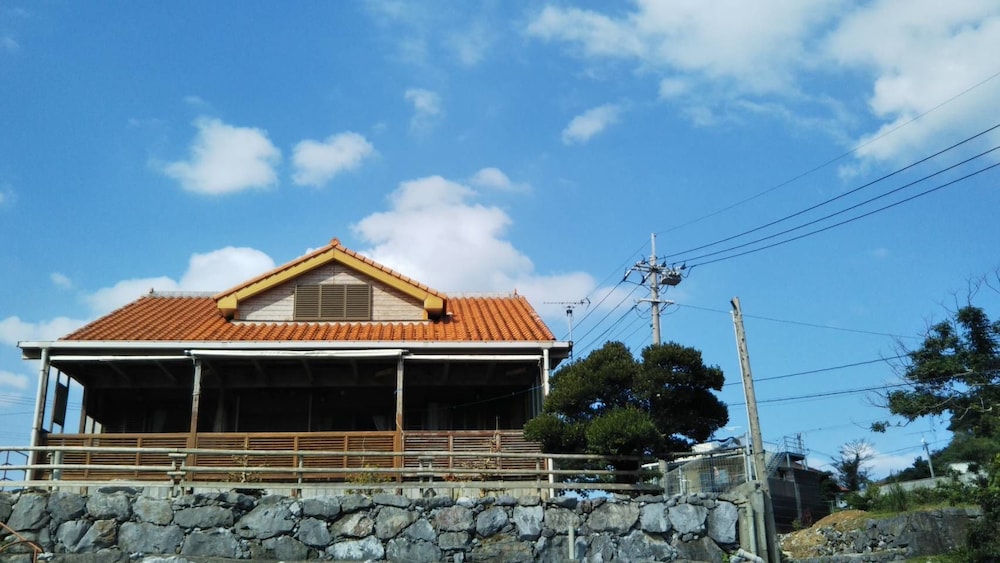 癒しの宿 みちくさ 那覇