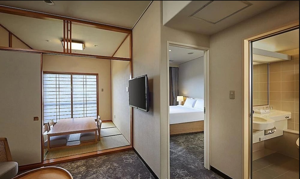 ANAクラウンプラザリゾート沖縄うるまヒルズ バイ IHG 那覇