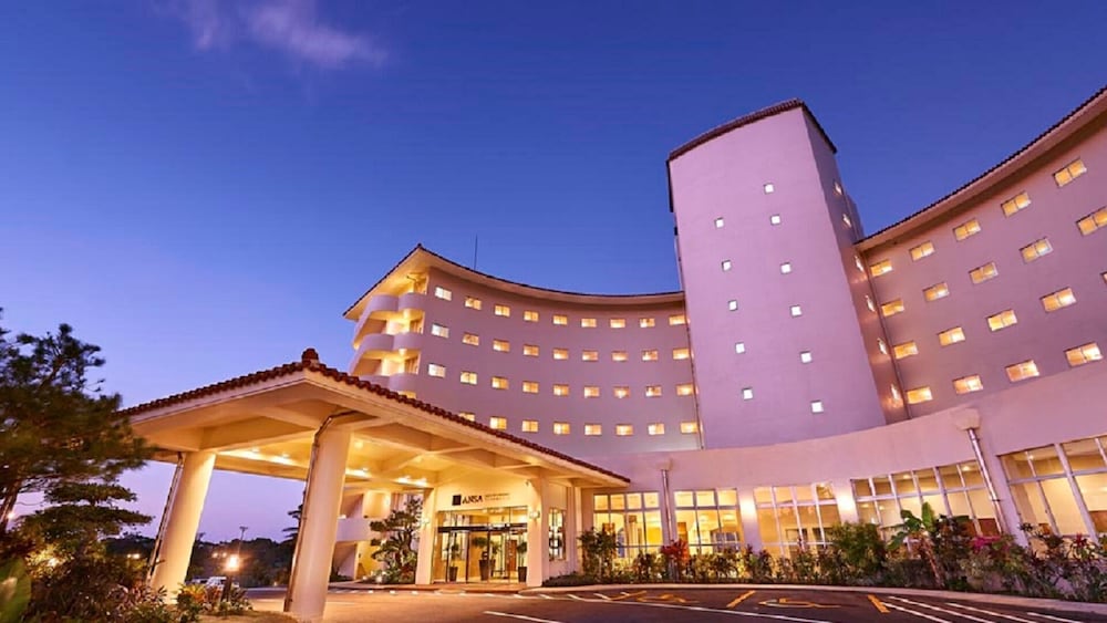 ANAクラウンプラザリゾート沖縄うるまヒルズ バイ IHG 那覇
